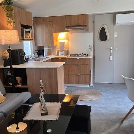Κάμπινγκ Mobilhome 6 A 7 Personnes *