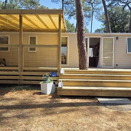 Mobilhome 6 A 7 Personnes Campingplads *